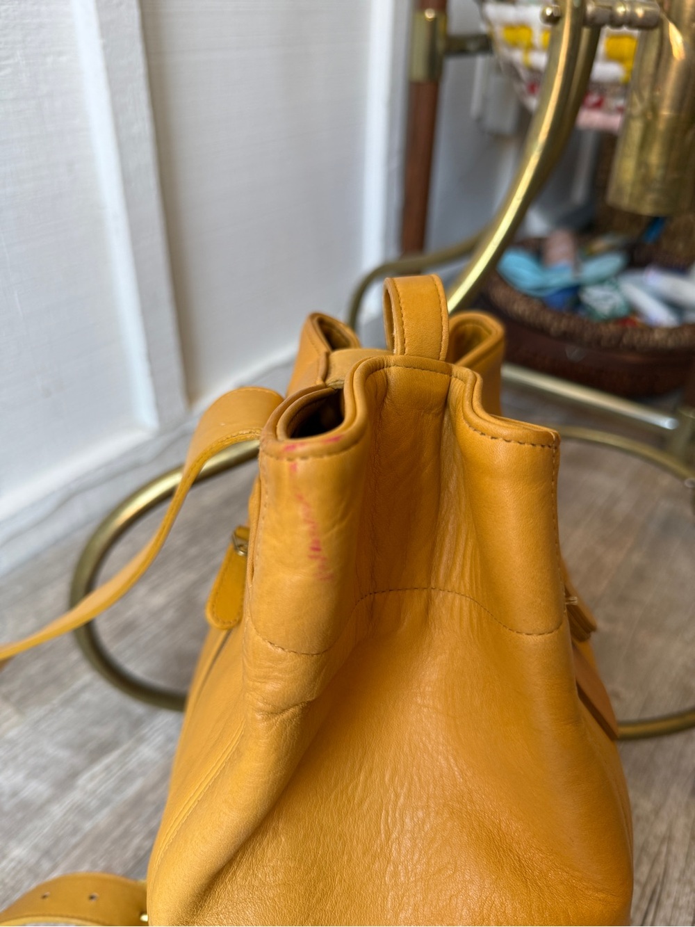 VTG Coach SOHO Sling | No. 4160 | Buttery Chamois | 1997 | Gently Loved - Picture 3 of 15